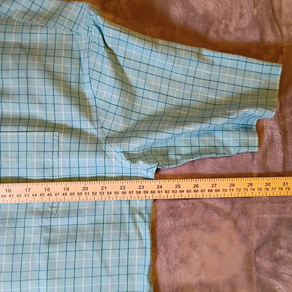 LL Bean Mens Large Short Sleeve Plaid Button Down Shirt Teal Blue Wrinkle Free